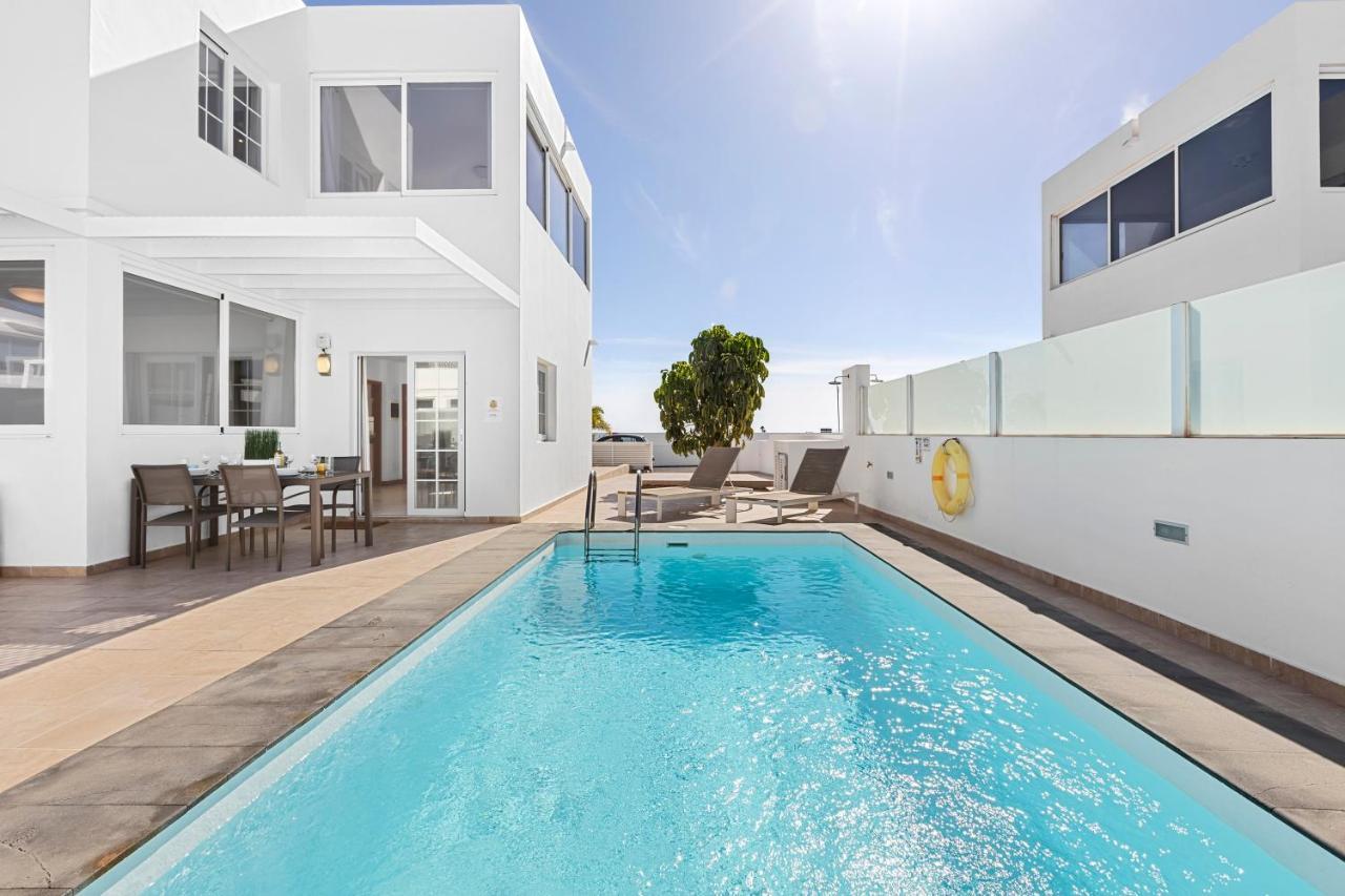 Villa Atlantica - Heated Pool In Playa Blanca ภายนอก รูปภาพ