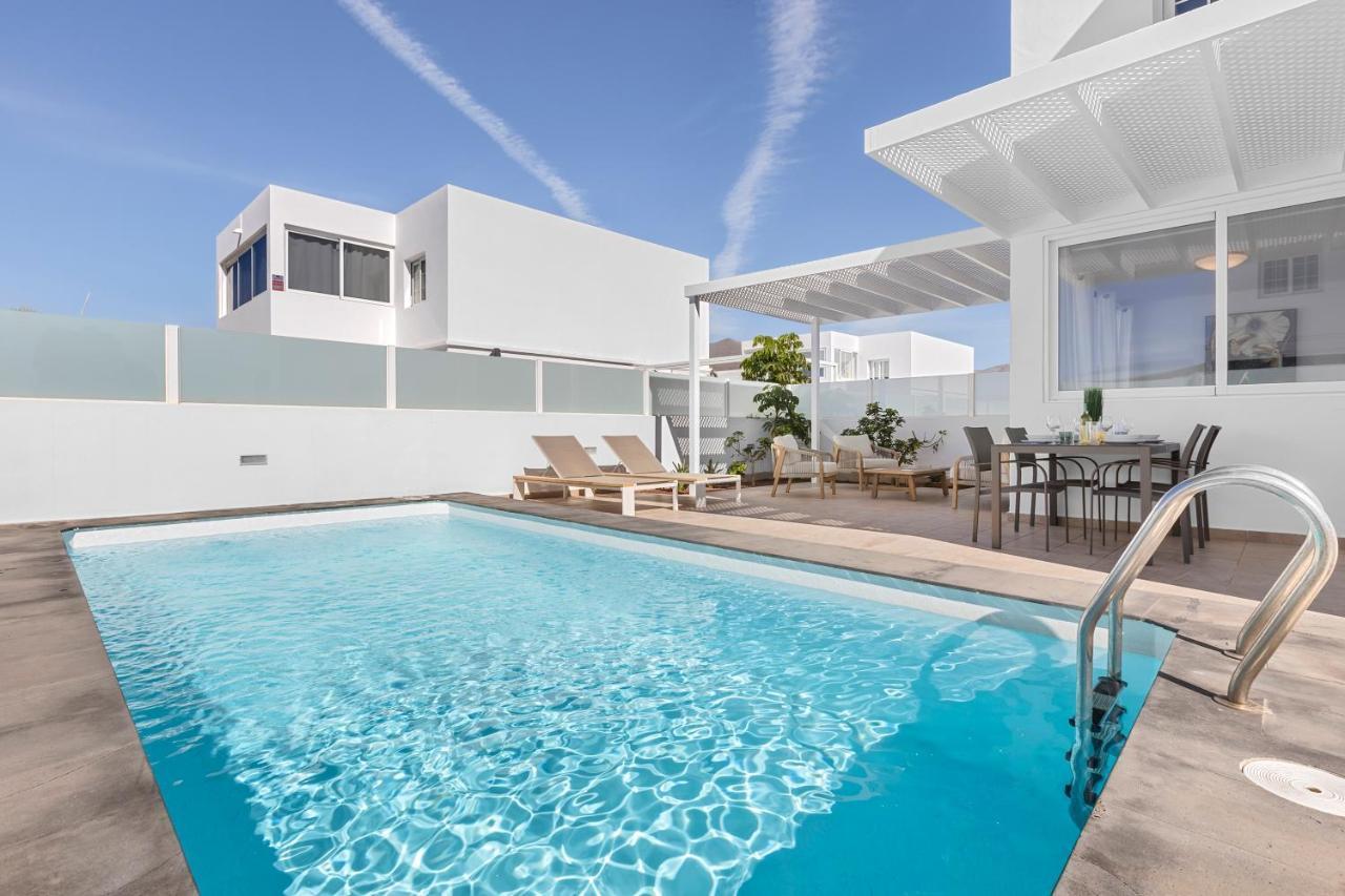 Villa Atlantica - Heated Pool In Playa Blanca ภายนอก รูปภาพ