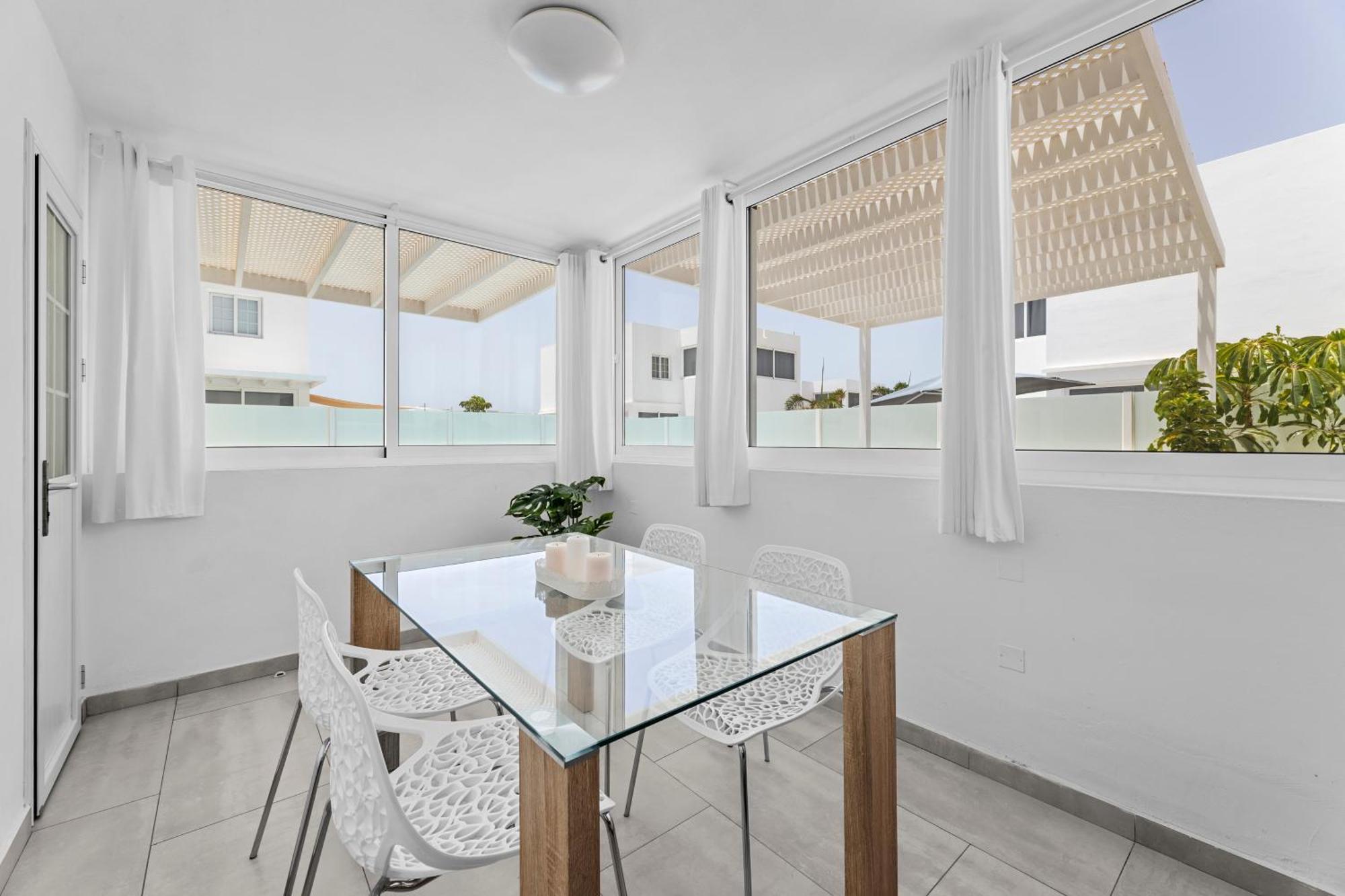 Villa Atlantica - Heated Pool In Playa Blanca ภายนอก รูปภาพ