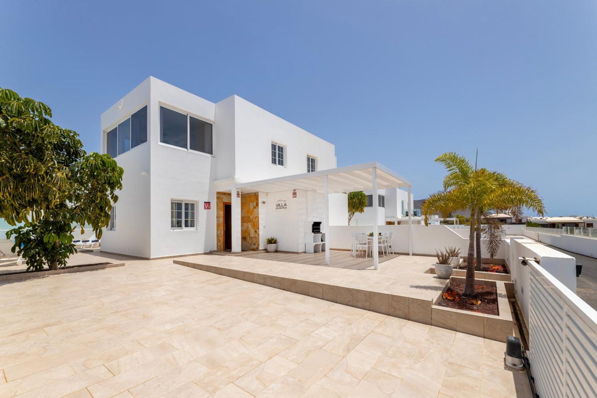 Villa Atlantica - Heated Pool In Playa Blanca ภายนอก รูปภาพ